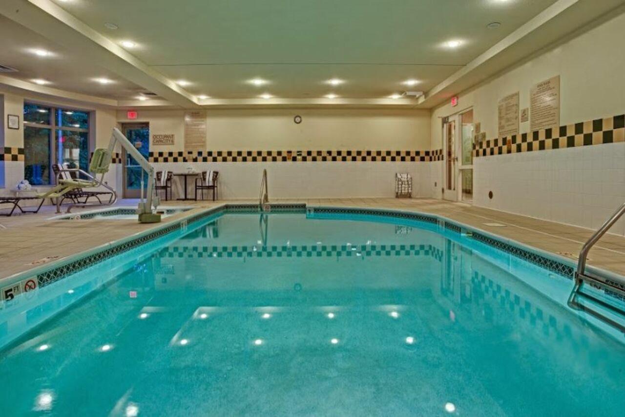 Hilton Garden Inn Cleveland Airport Fairview Park Eksteriør bilde