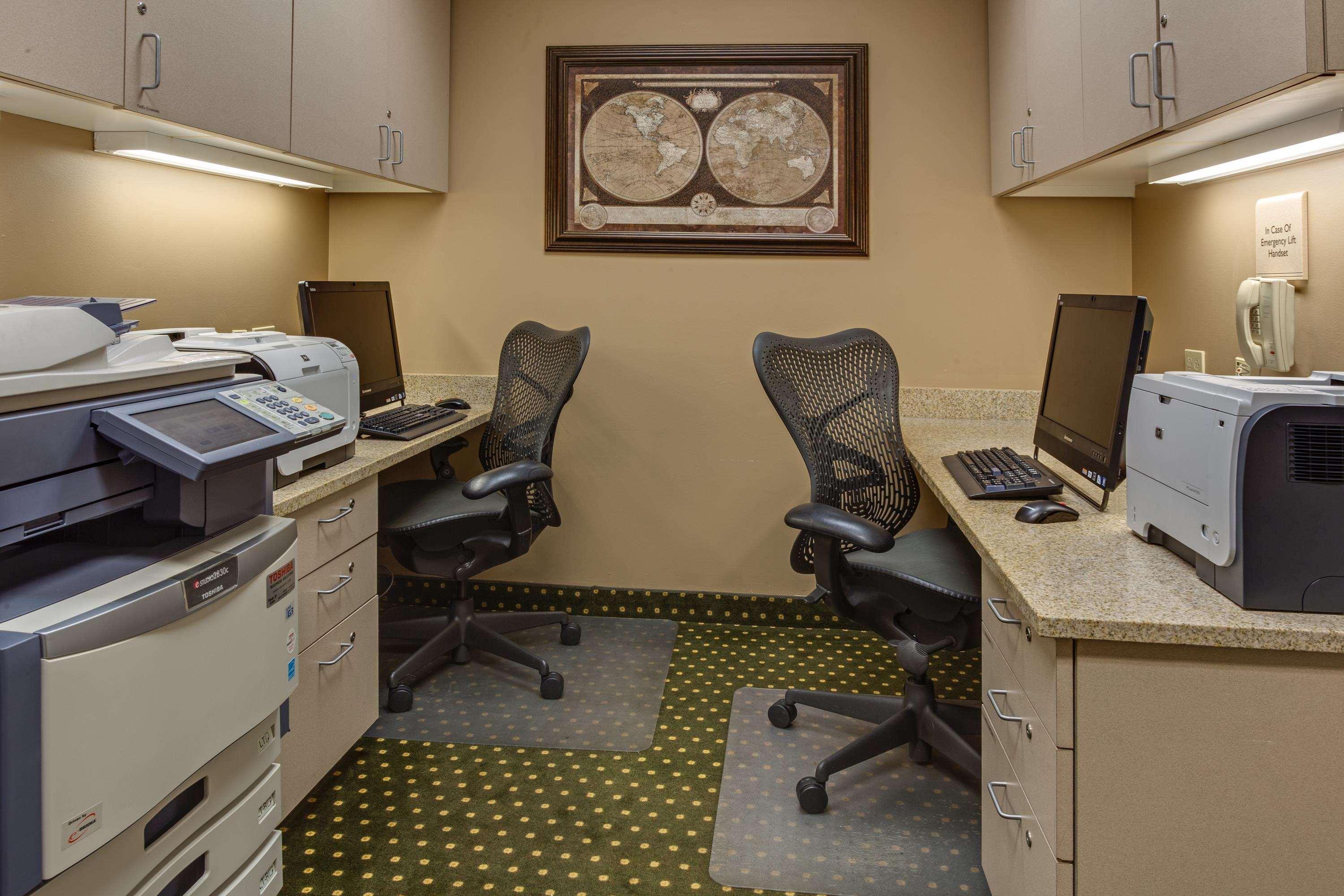 Hilton Garden Inn Cleveland Airport Fairview Park Eksteriør bilde